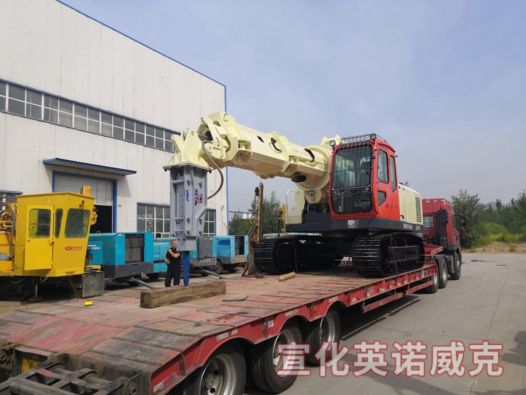LB100型履帶式全液壓拆包機(jī)